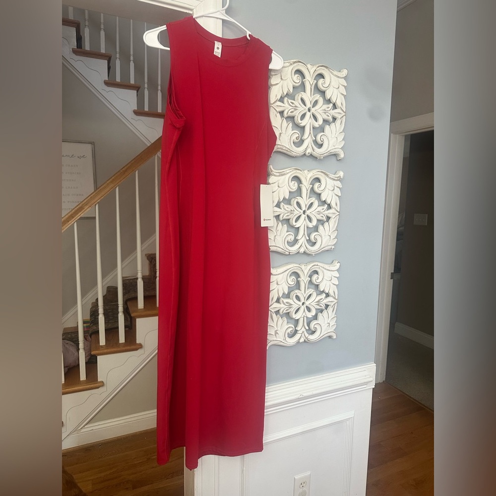 Red all aligned midi dress